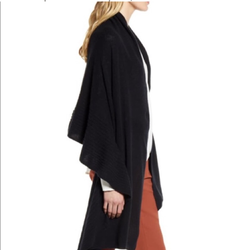 NWT Nordstrom brand cashmere wrap